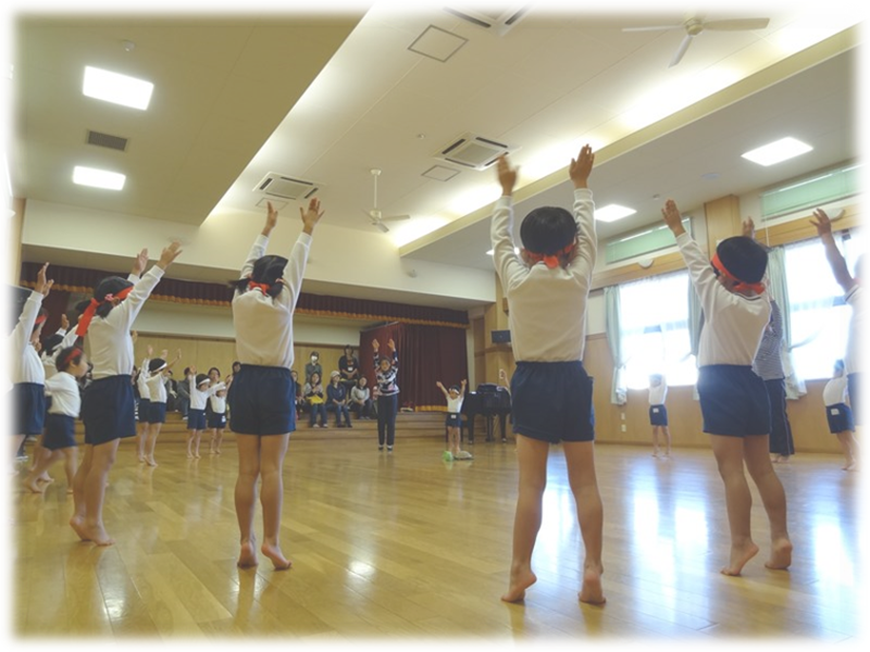 船橋いづみ幼稚園のリトミック活動