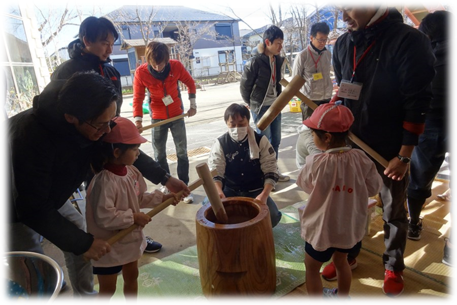 いづみ幼稚園でのもちつき