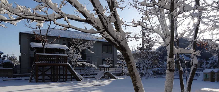 船橋いづみ幼稚園の雪景色
